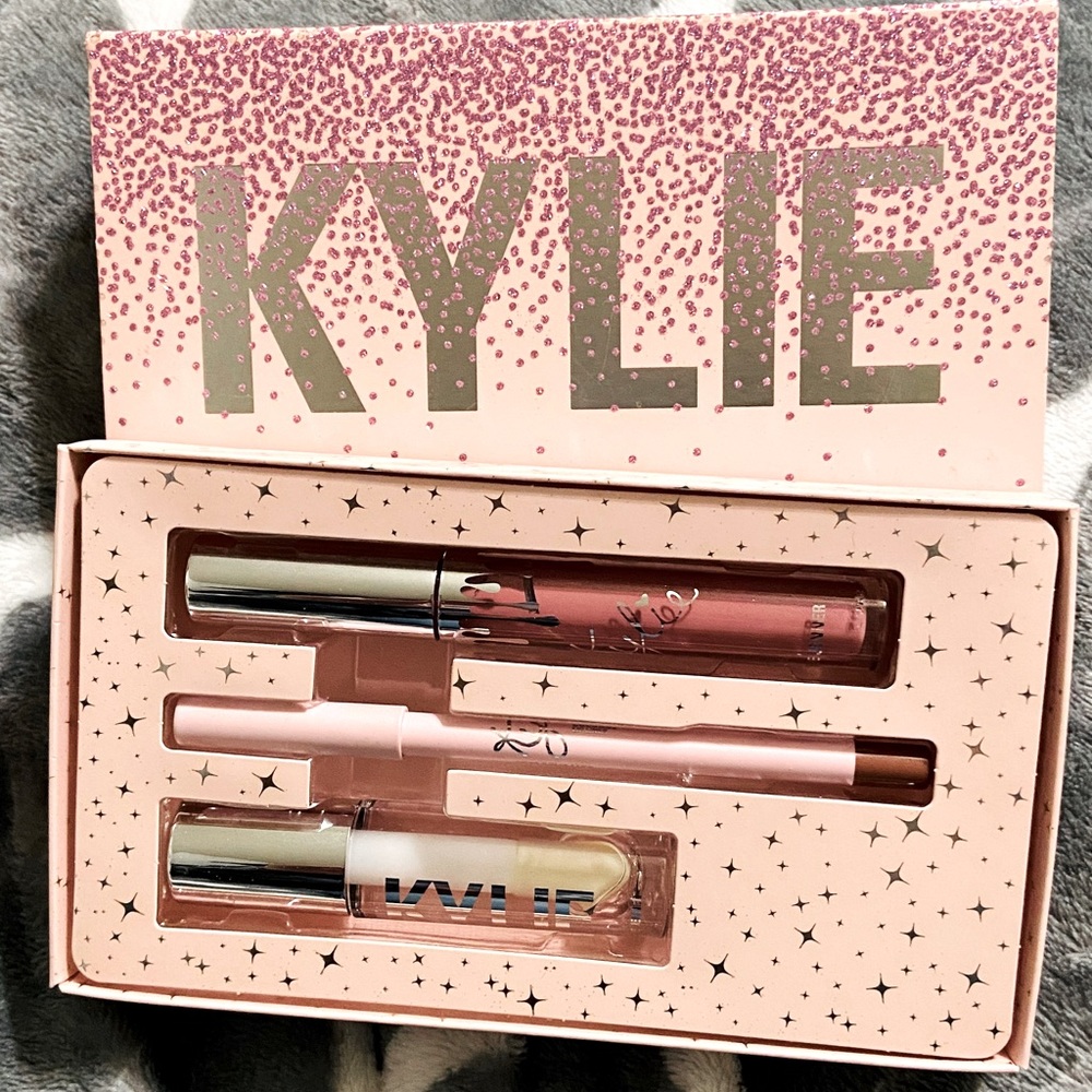 Kylie Lip Set